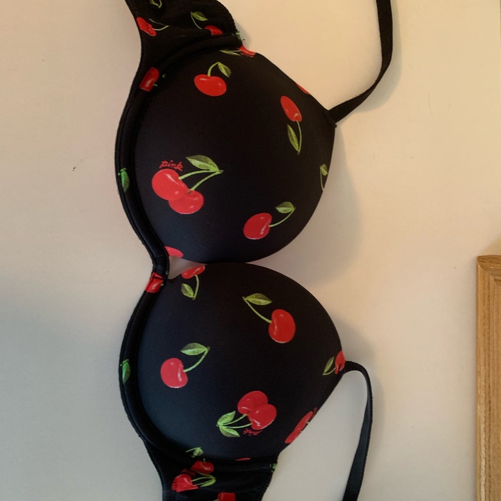 Cherry print super push bra